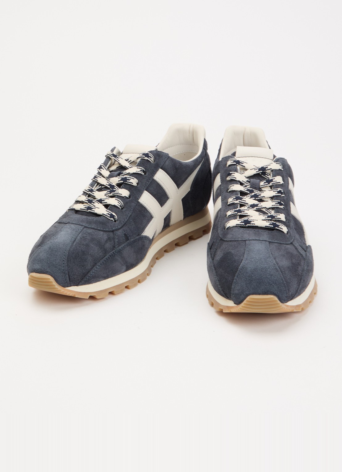 Hogan 86er sneaker van suède  - detail donkerblauw