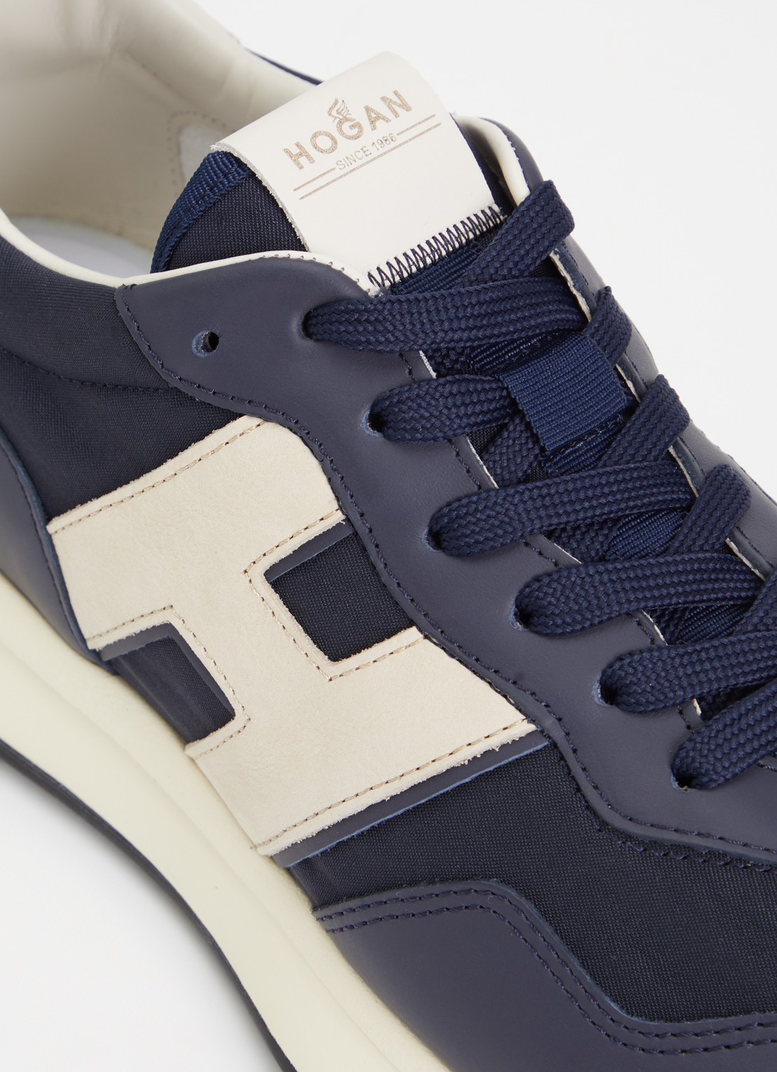 Hogan H601 sneaker met details van leer en nubuck - detail 5 donkerblauw
