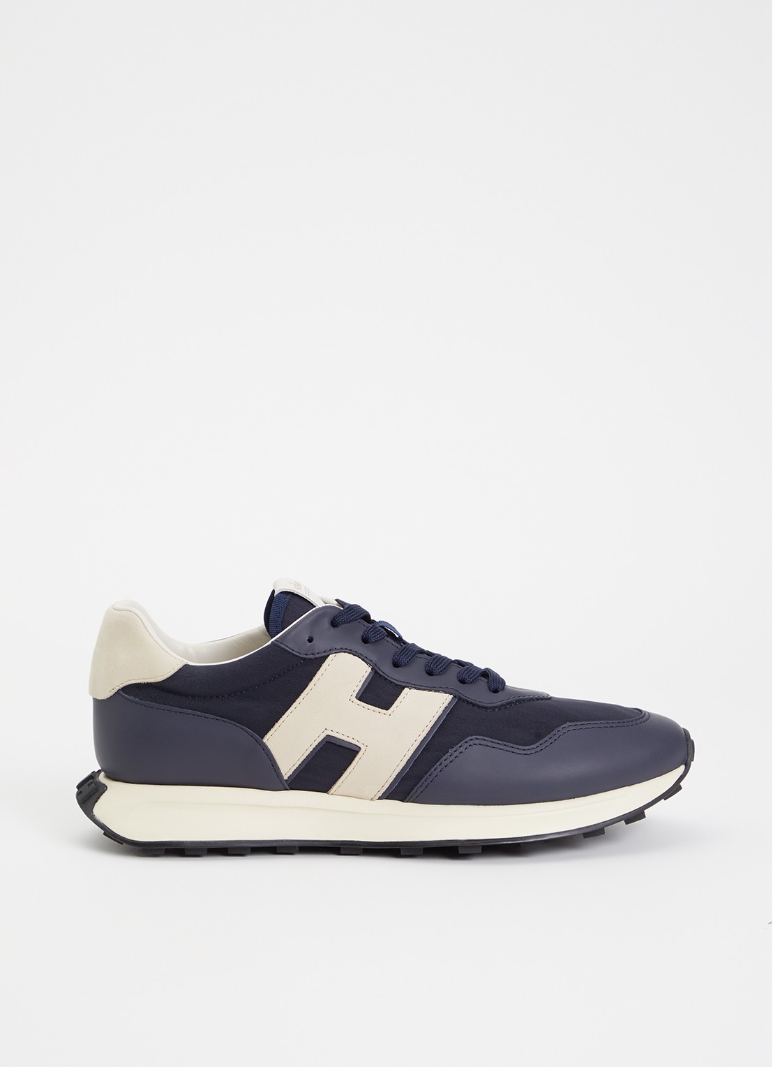 Hogan H601 sneaker met details van leer en nubuck - voorkant donkerblauw