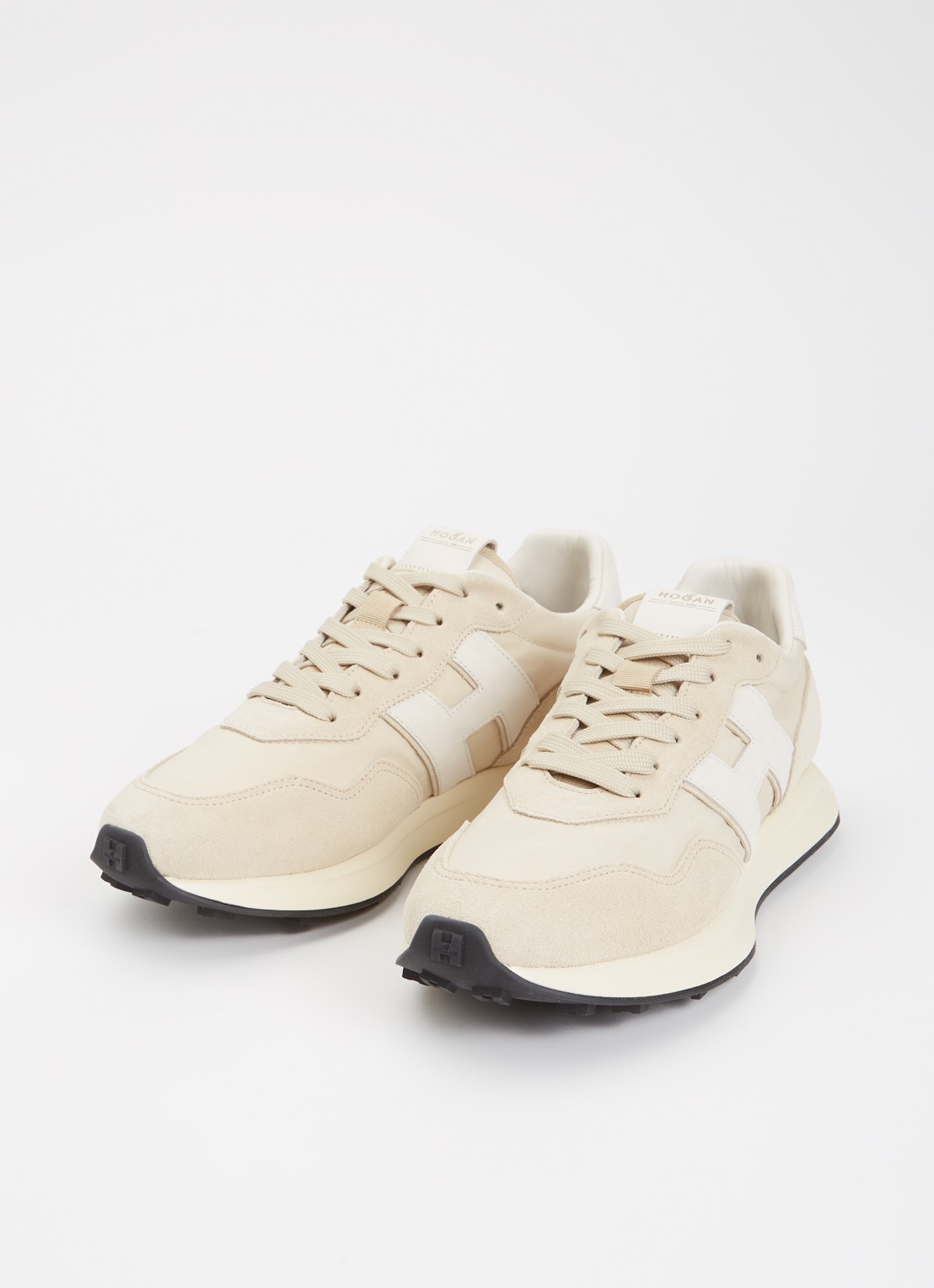 Hogan H601 sneaker met details van suède - detail gebroken wit