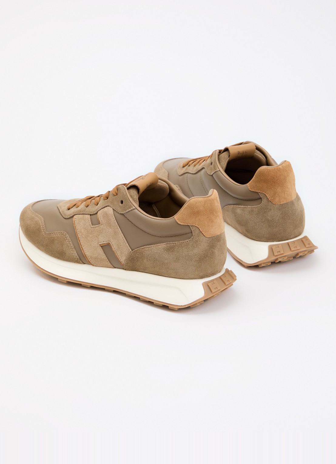 Hogan H601 sneaker van leer met details van suède - achterkant 2 lichtbruin
