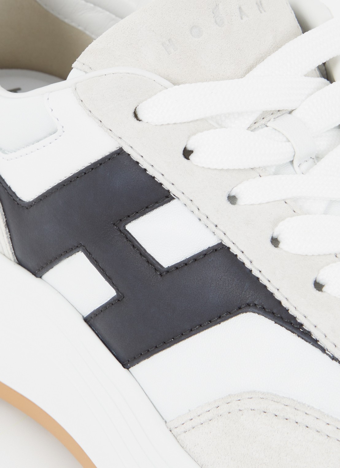Hogan Hi-Fi sneaker van leer met suède details - detail 4 wit