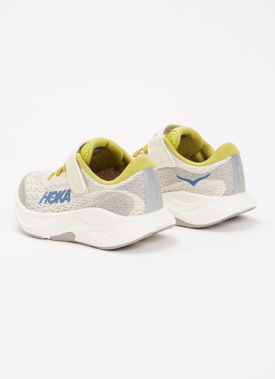 HOKA Rincon 4 hardloopschoen met gebreid bovenwerk en logo - achterkant 4 lichtgrijs