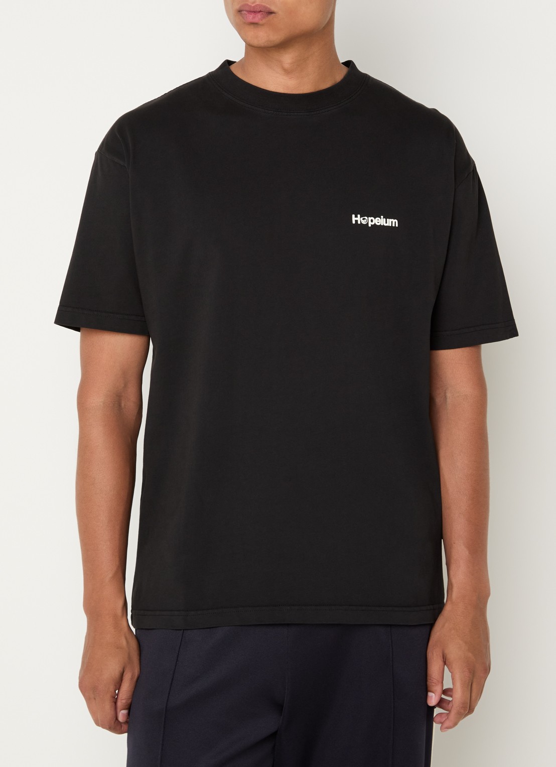 Hopeium T-shirt met logo- en backprint - achterkant 4 zwart