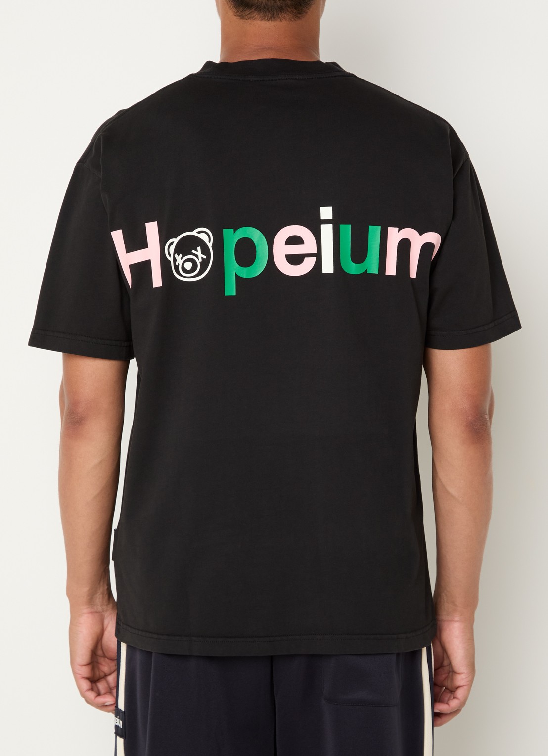 Hopeium T-shirt met logo- en backprint - detail zwart