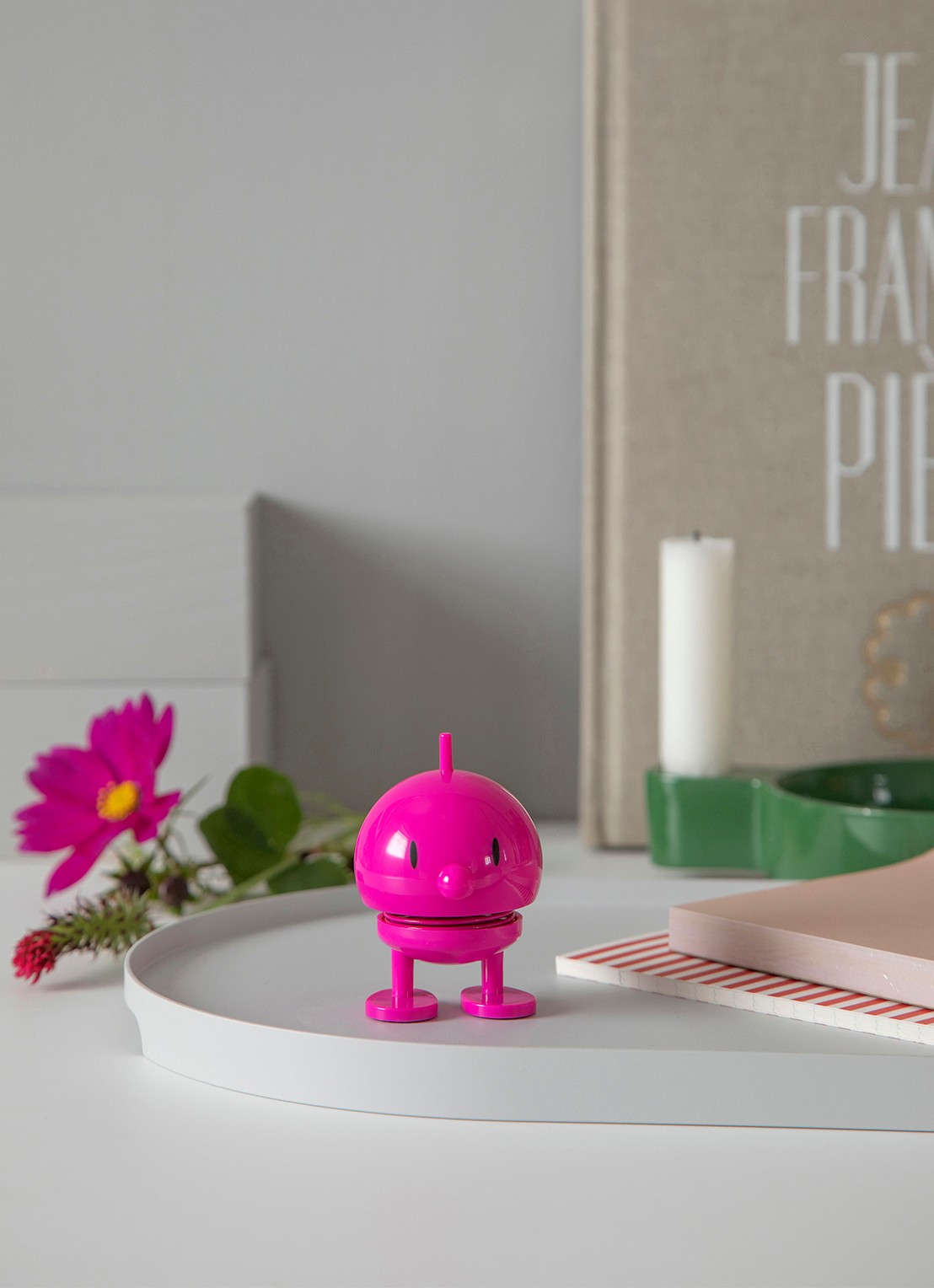 Hoptimist Bumble S ornament 7,6 cm - voorkant 2 roze