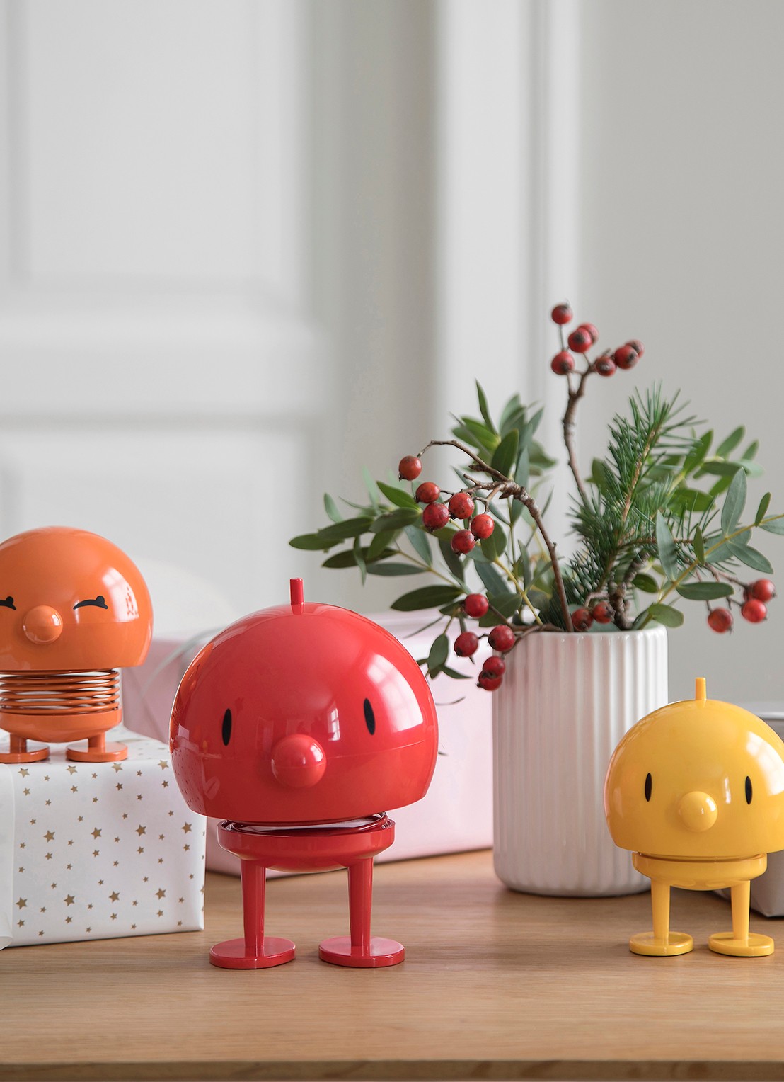 Hoptimist Hoptimist Bumble S ornament 7,6 cm - voorkant 2 geel