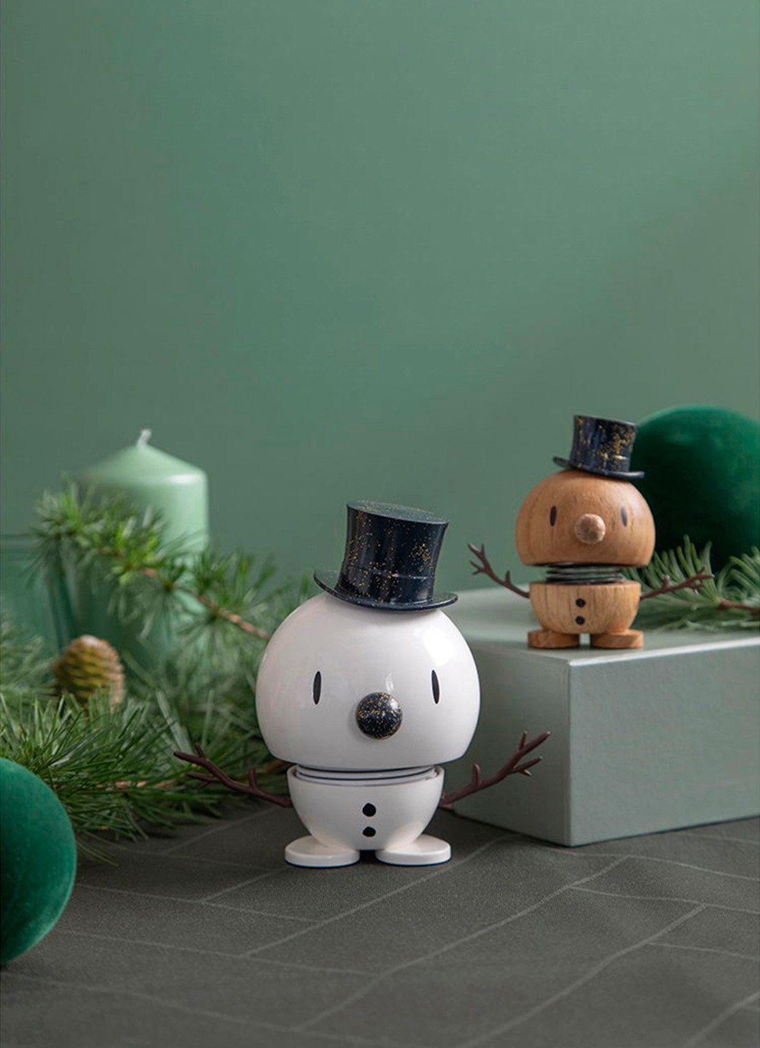 Hoptimist Snowman S ornament 7,8 cm - achterkant bruin