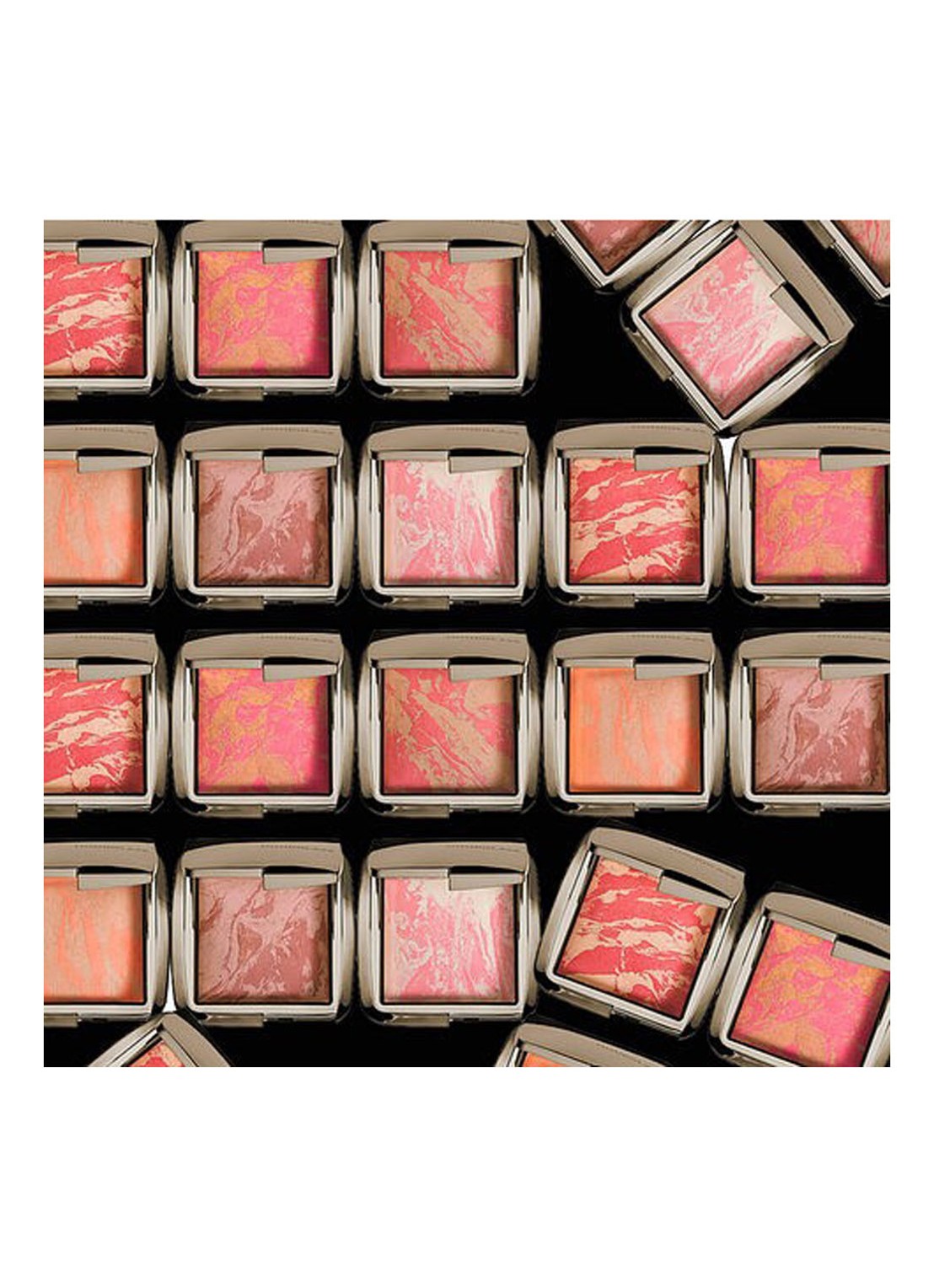 Hourglass AMBIENT™ Lighting Blush - detail 3 mood exposure