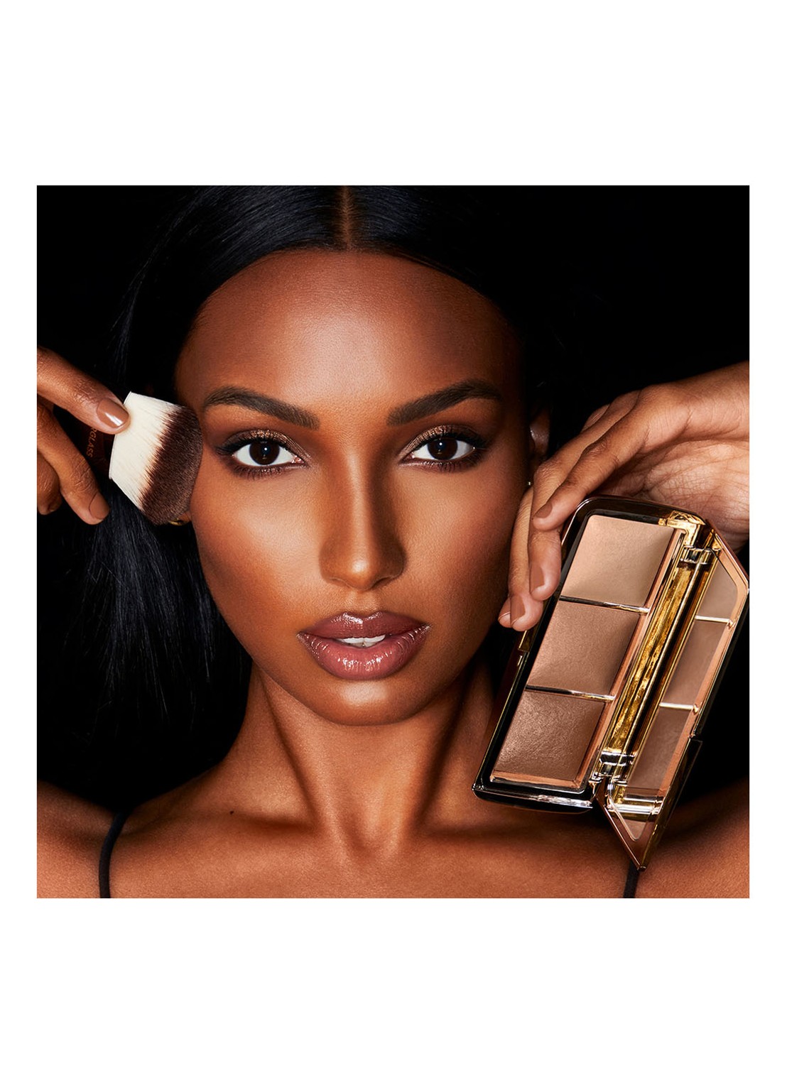 Hourglass AMBIENT™ Lighting Palette Volume 3 - highlighter palette - detail 4 donkerbeige