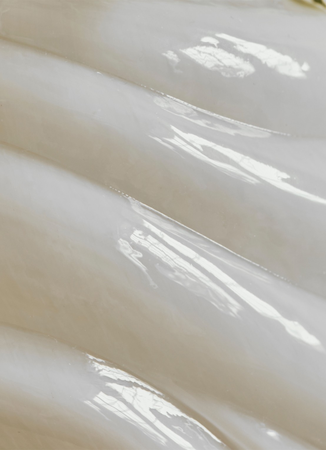 House Doctor Desert vaas 26,5 cm - detail 2 gebroken wit