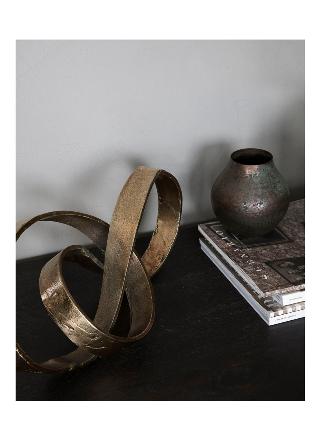 House Doctor Nauji object 40 cm - detail 3 goud