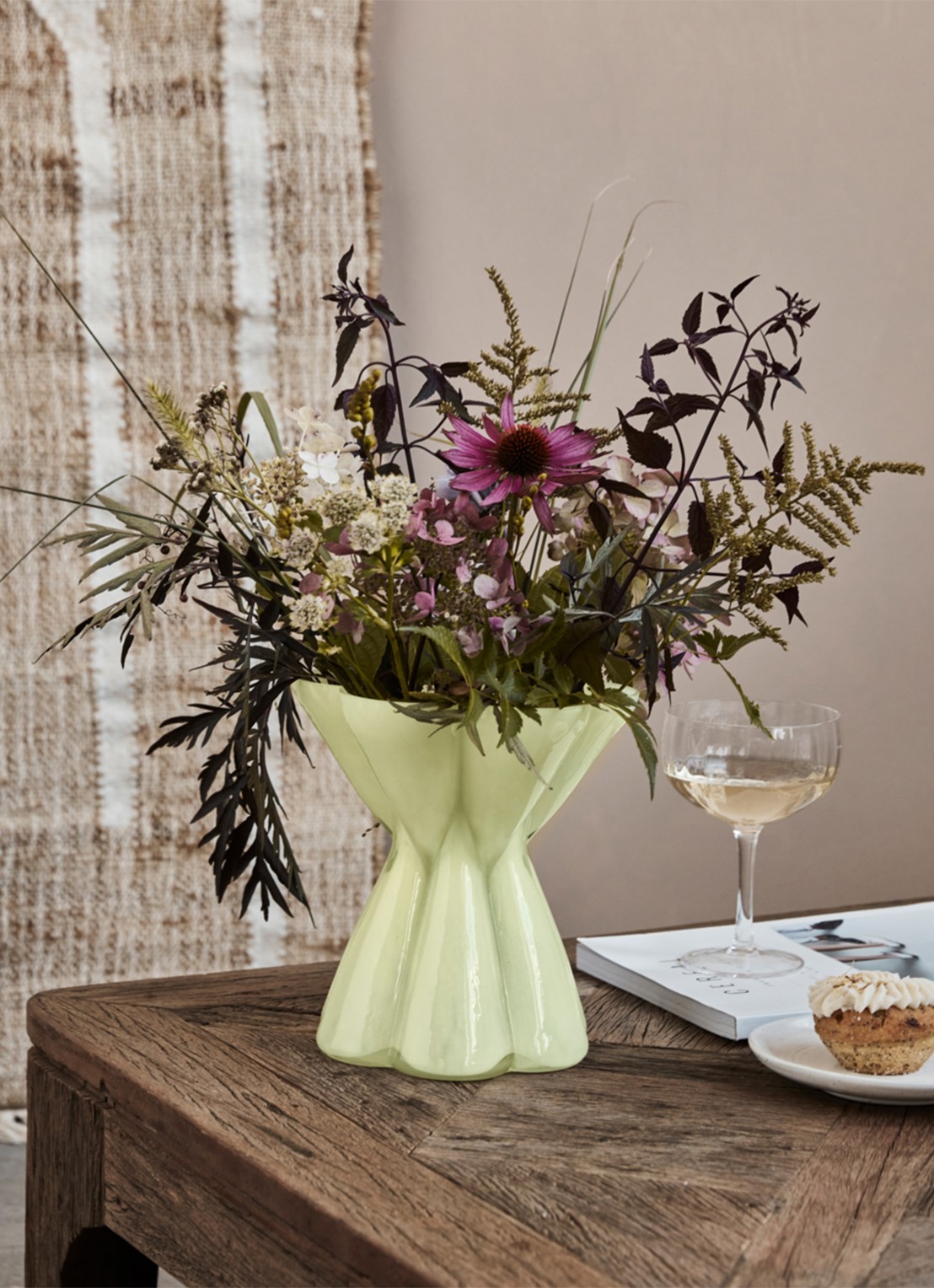 House Doctor Say vaas 21,5 cm - voorkant 4 lichtgroen