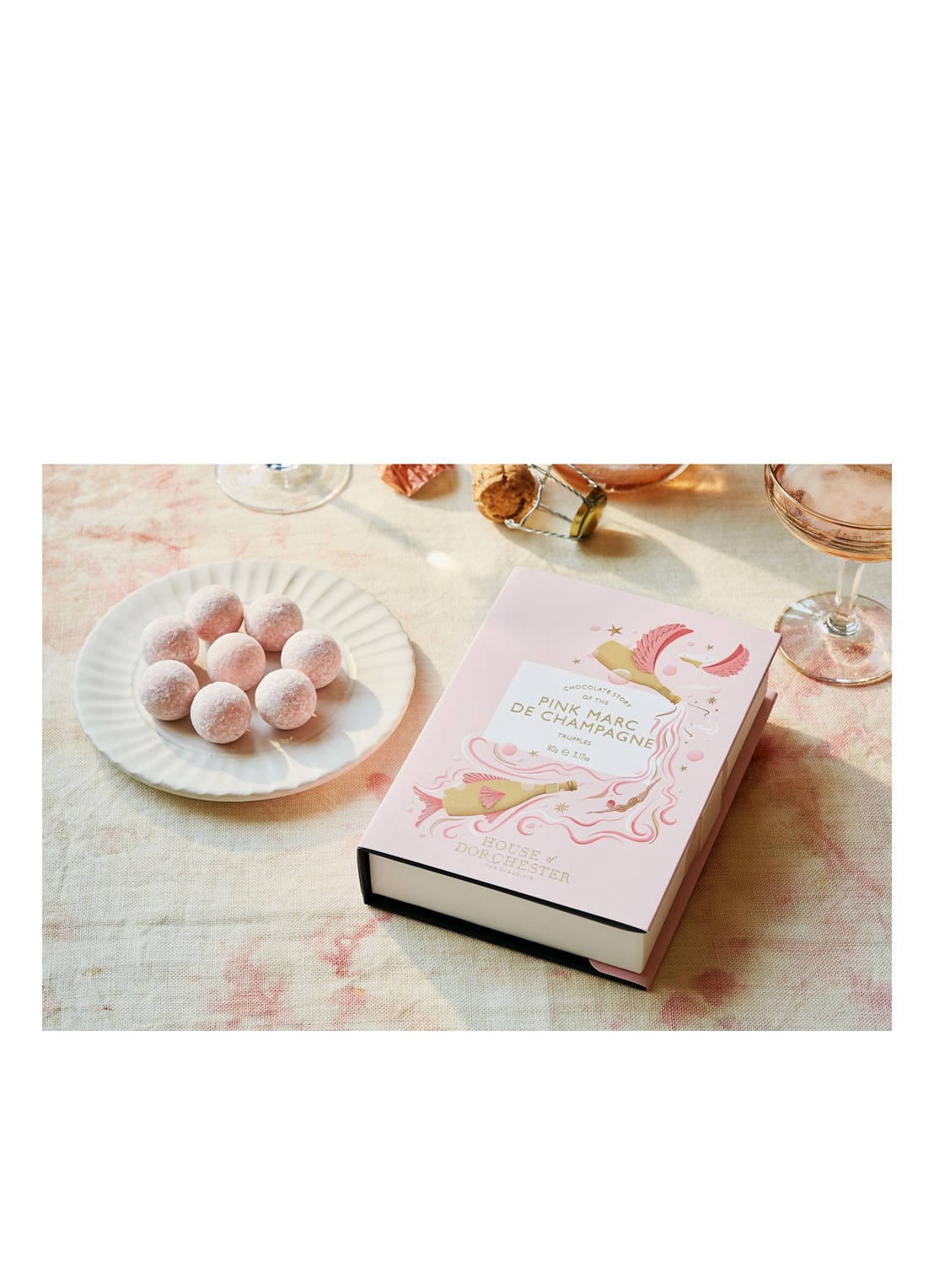 House of Dorchester Pink Champagne Truffles Book Box chocolade truffels 8 stuks - achterkant undefined