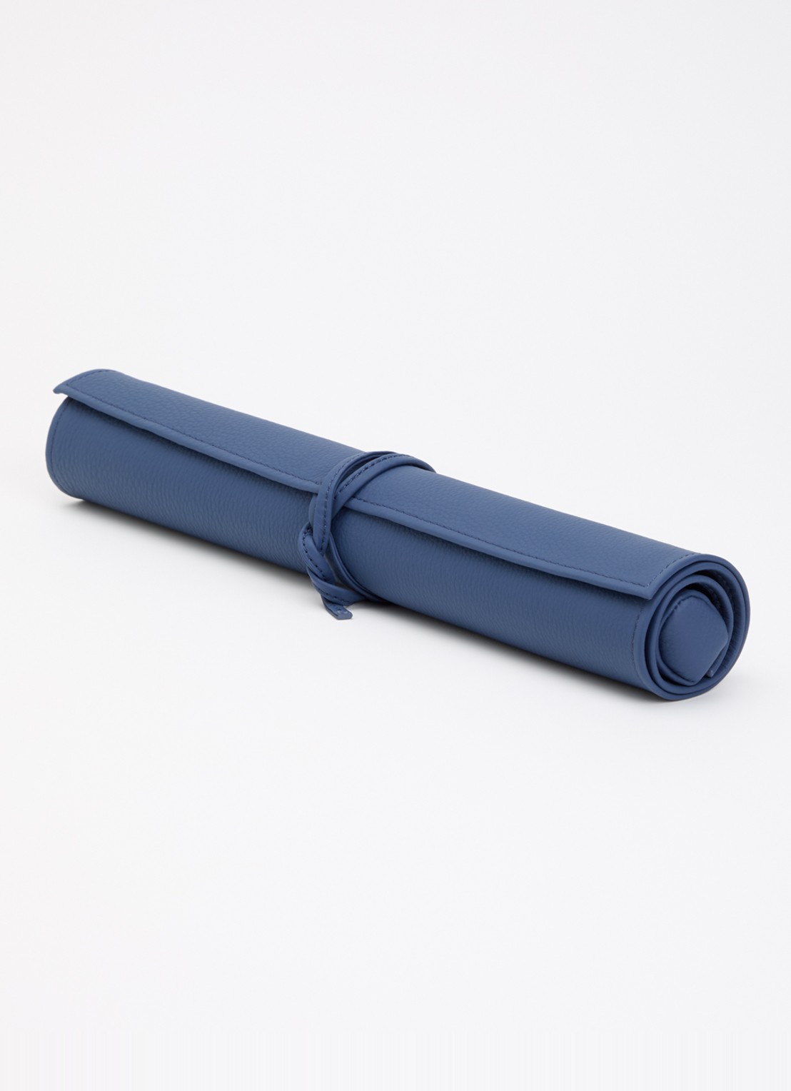 House of Nobilique Mens erger je niet reisspel in envelop van leer  - voorkant 2 donkerblauw