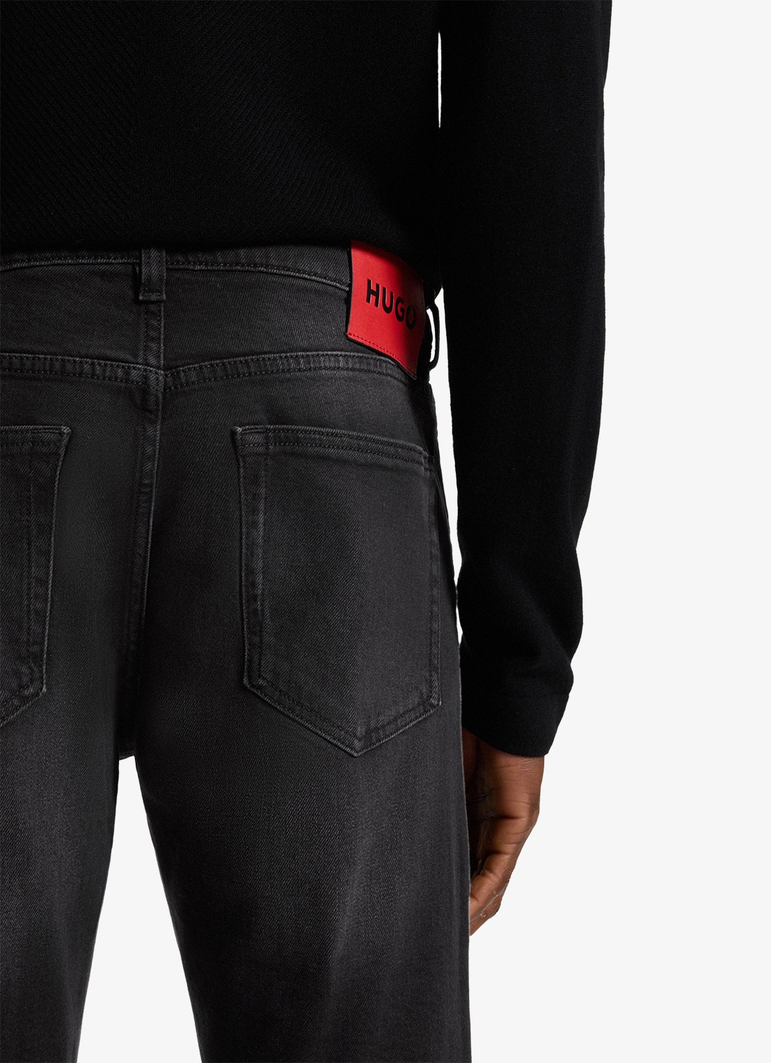 HUGO 734 slim fit jeans met gekleurde wassing - detail 4 zwart