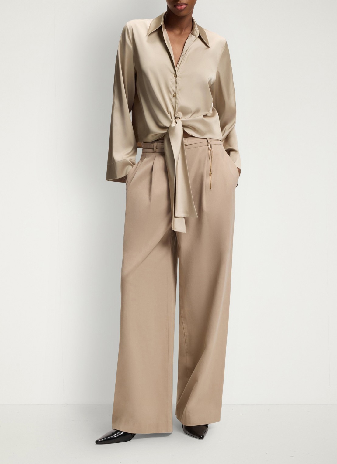 HUGO Blouse met geknoopt detail - voorkant 5 light/pastel brown-232 / bruin