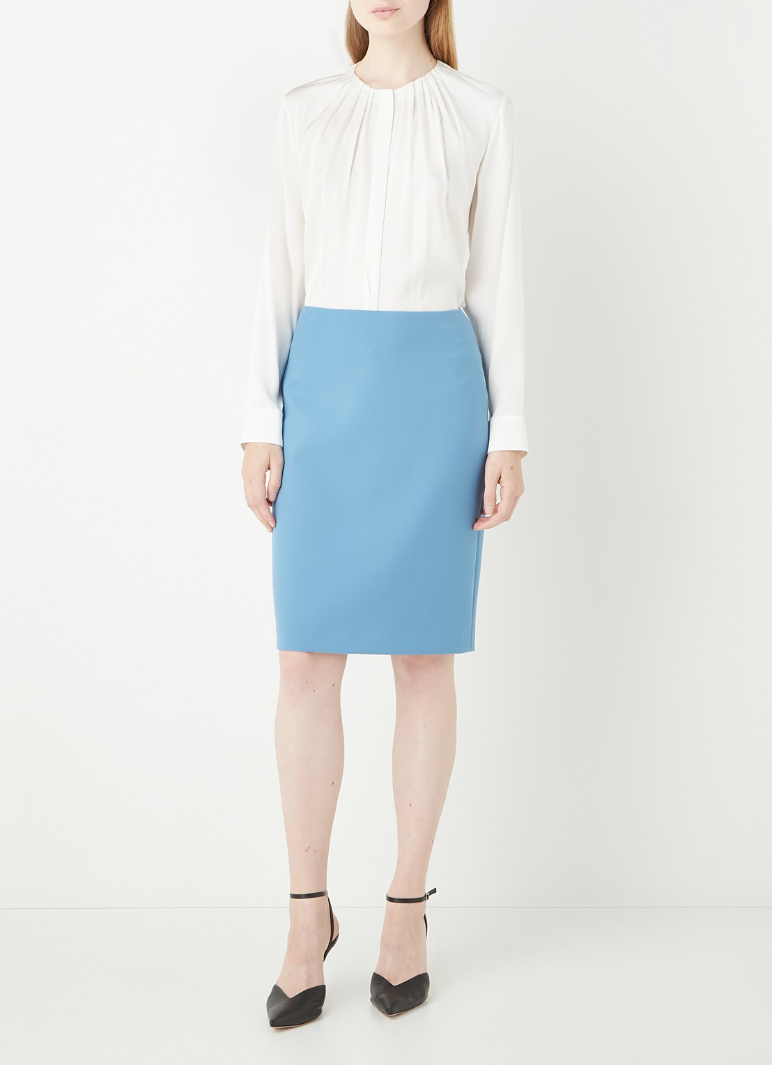 HUGO BOSS Banora blouse van zijde met plooidetail - voorkant 2 gebroken wit