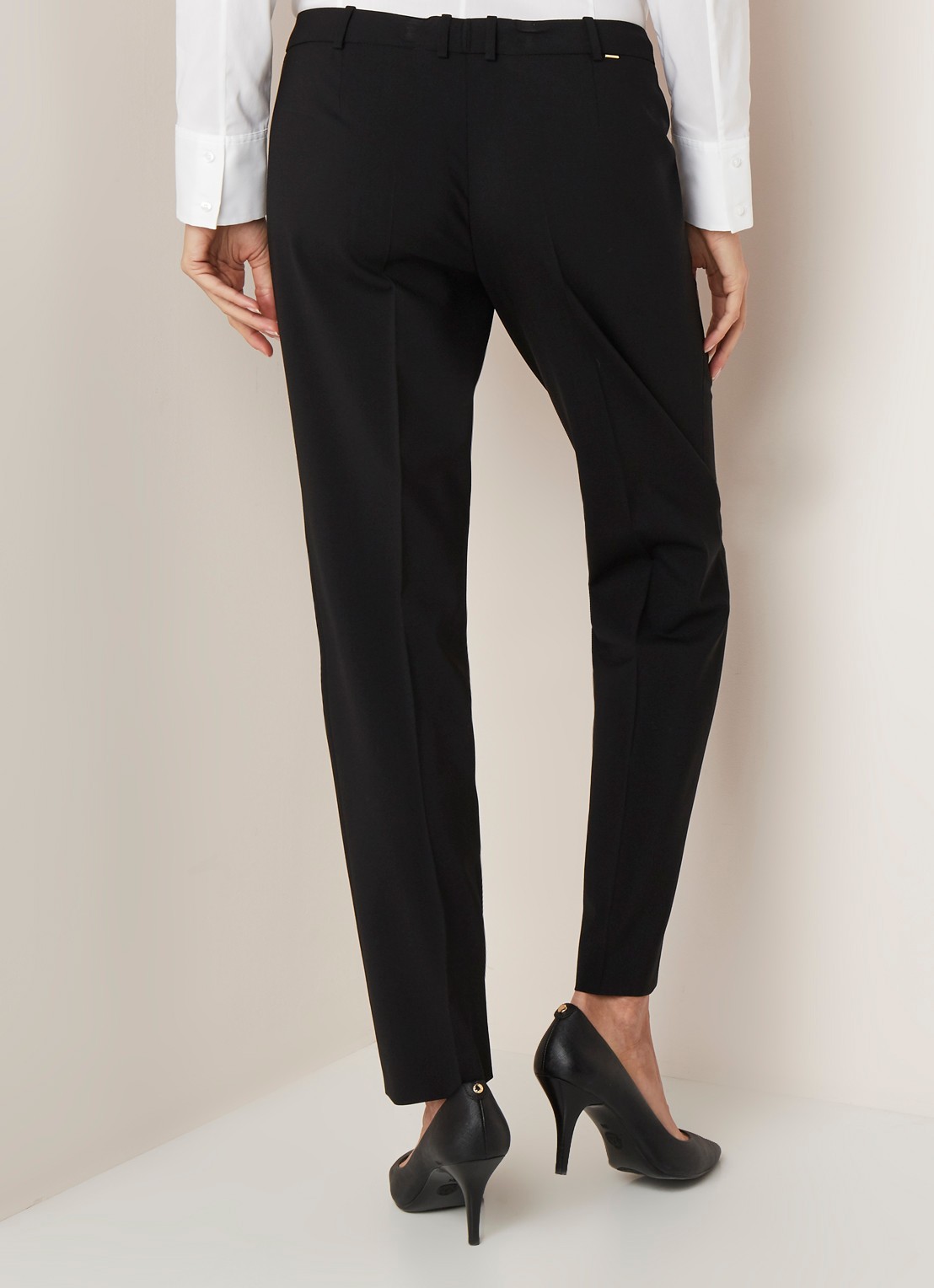 HUGO BOSS Tiluna mid waist slim fit cropped pantalon in wolblend - achterkant 4 zwart