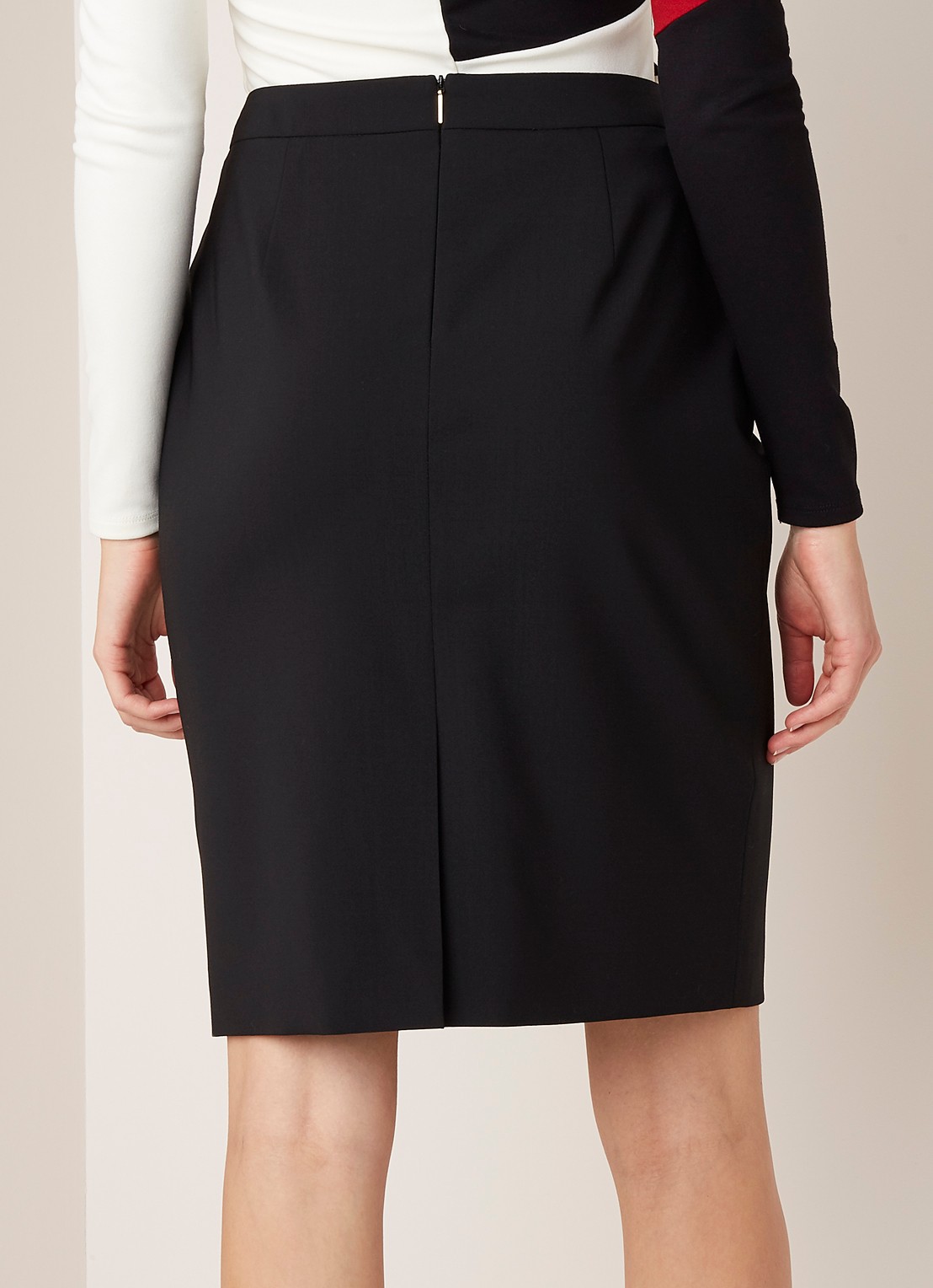 HUGO BOSS Vilea rok in zwart - achterkant zwart