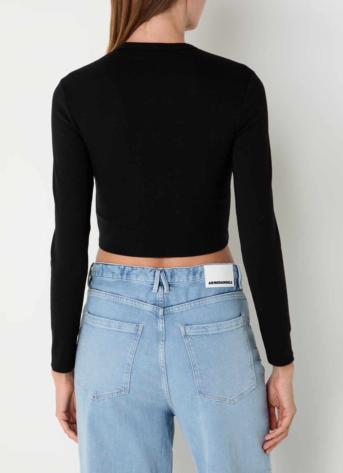 HUGO Dafilomena cropped longsleeve met logoborduring - achterkant zwart