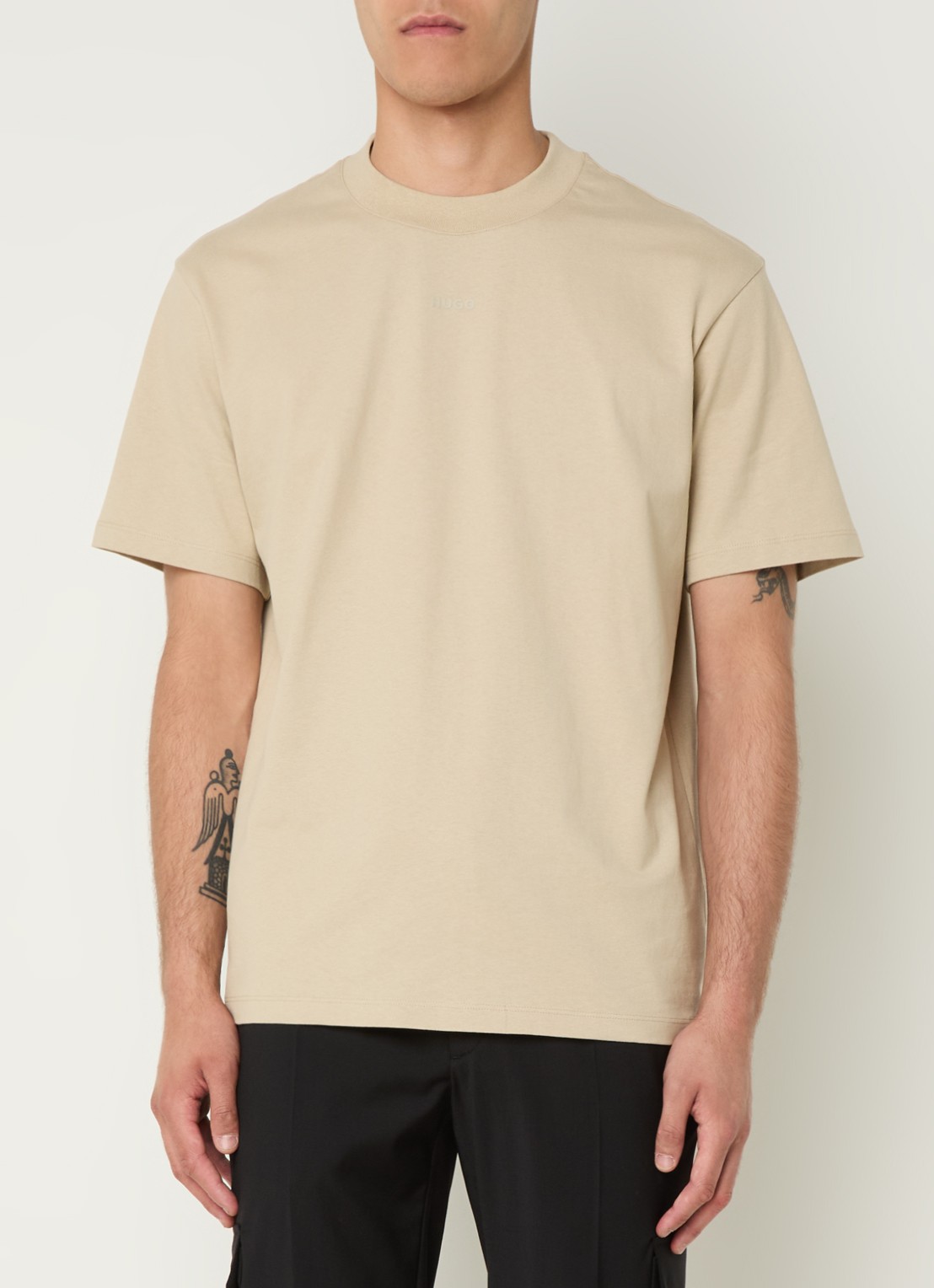 HUGO Dapolino 10248326 01  001 - detail beige