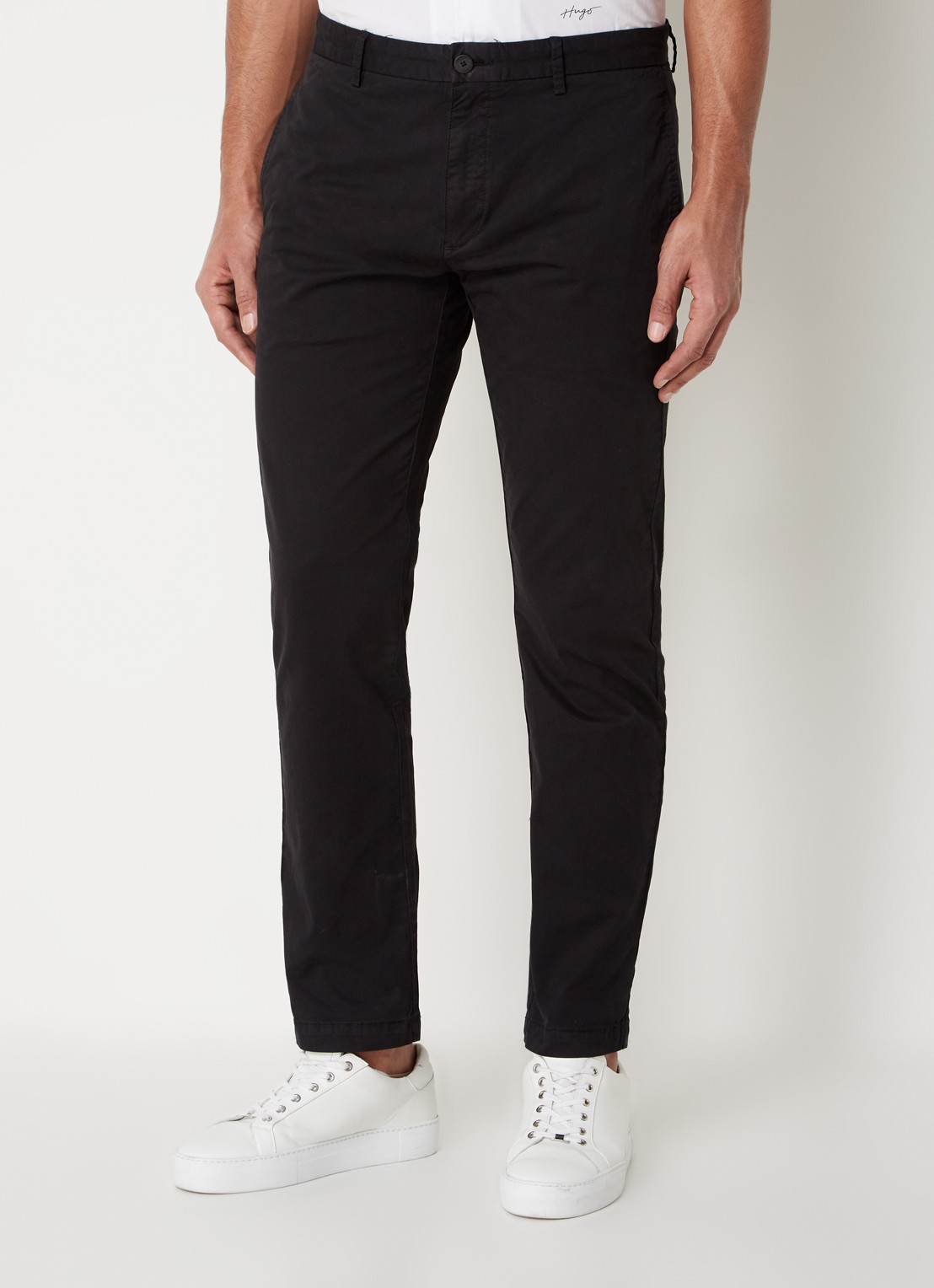 HUGO David slim fit chino met stretch - detail zwart