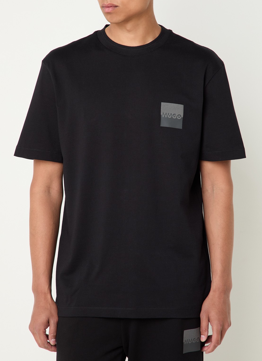 HUGO Dusplito T-shirt met logo- en backprint - detail 4 zwart