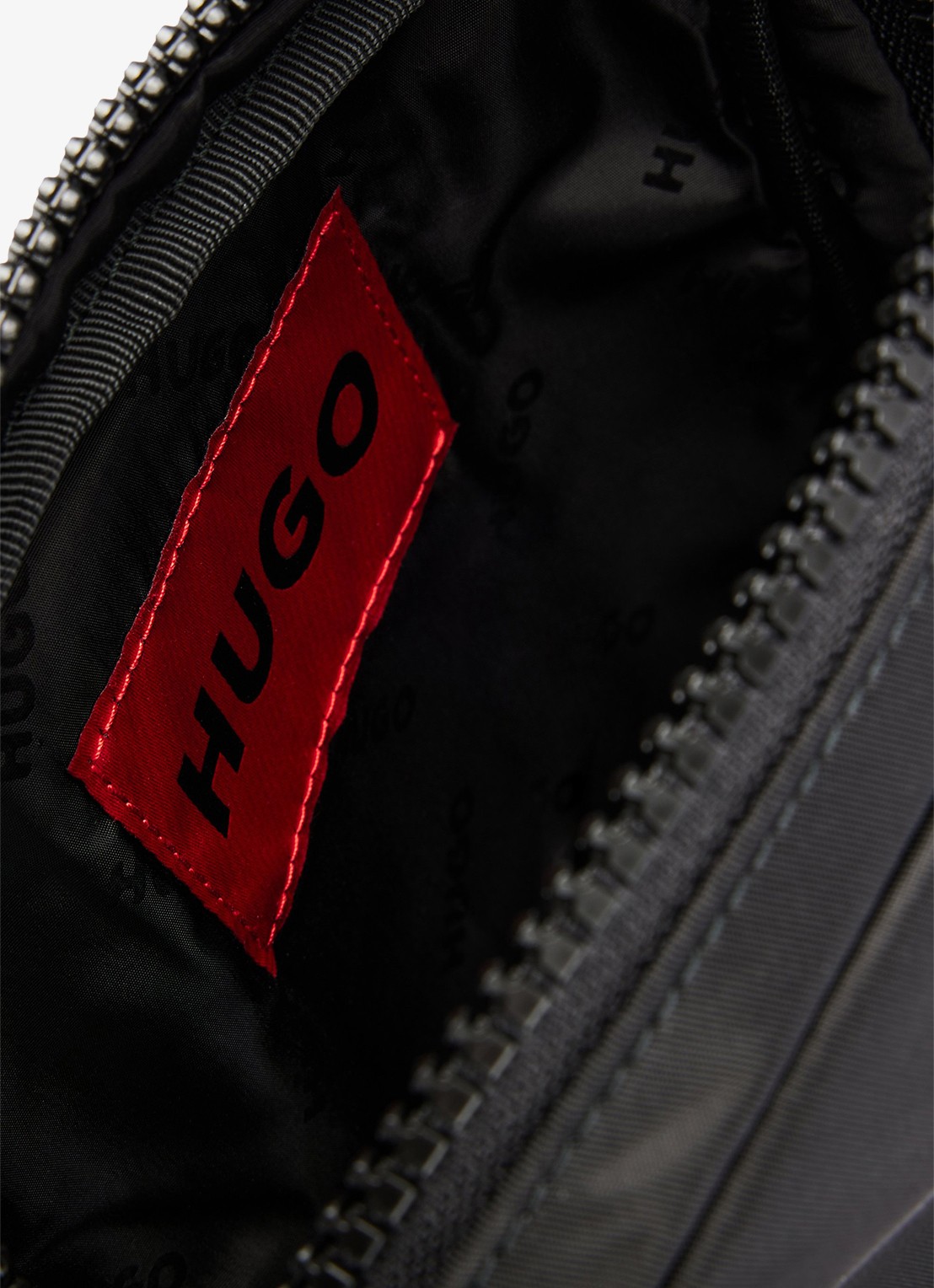 HUGO Ethon 2.0N_NS zip 102363  803 - detail 2 zwart