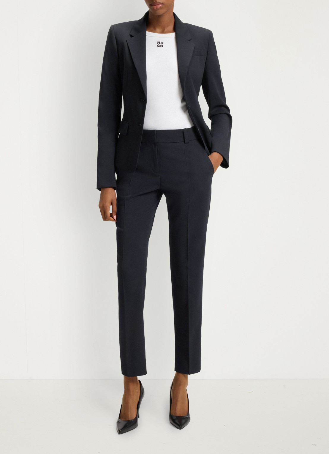 HUGO Hetana mid waist slim fit pantalon in wolblend met steekzakken - voorkant 6 donkerblauw