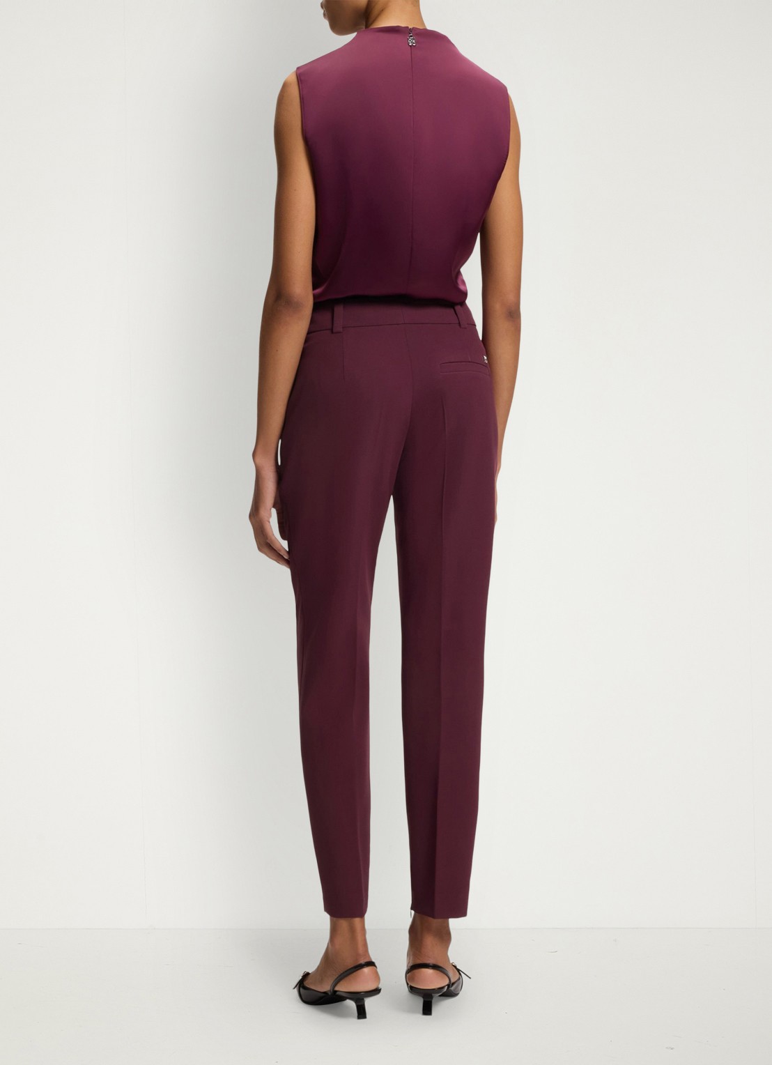 HUGO High waist tapered fit pantalon met logo - achterkant 4 bordeauxrood