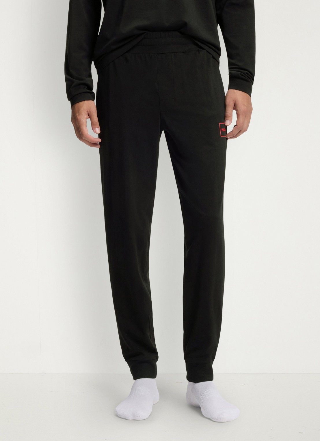 HUGO Laze tapered fit loungebroek met logo - detail 6 zwart