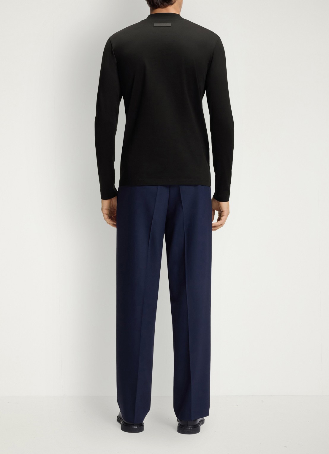 HUGO Longsleeve met opstaande kraag - achterkant zwart