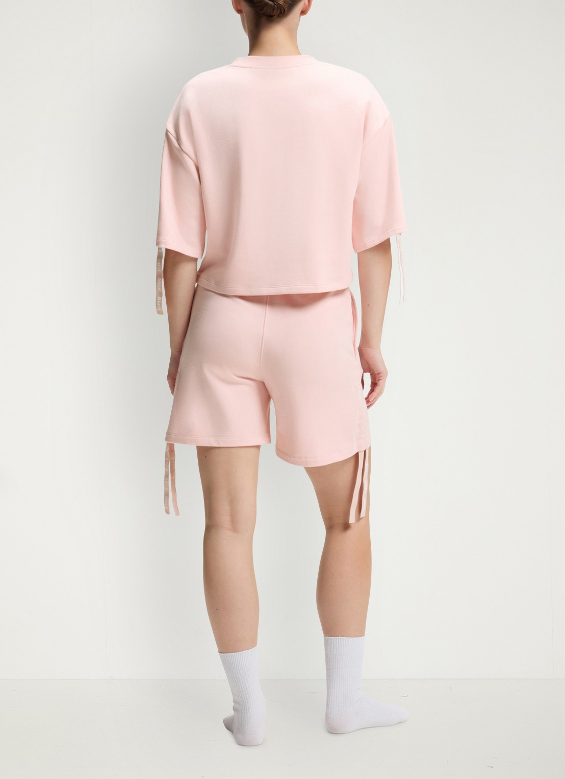 HUGO Loose fit korte broek met logo - achterkant 5 lichtroze
