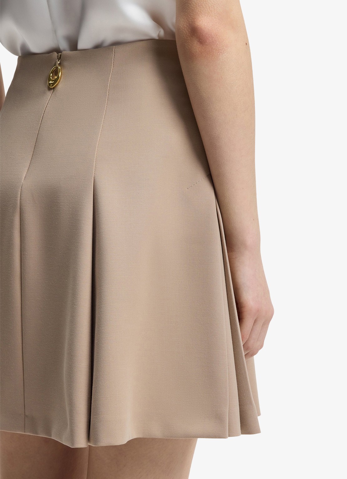 HUGO Minirok met plooien - detail 4 beige