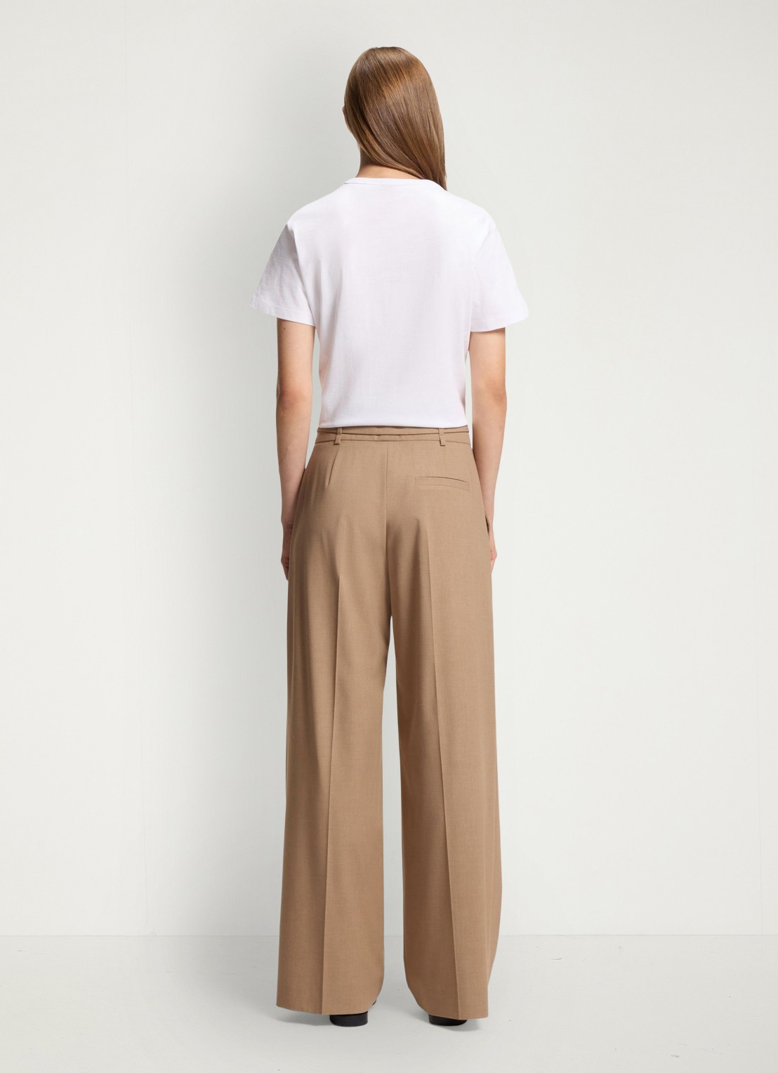 HUGO Pantalon met plooien en ceintuur - achterkant 5 camel