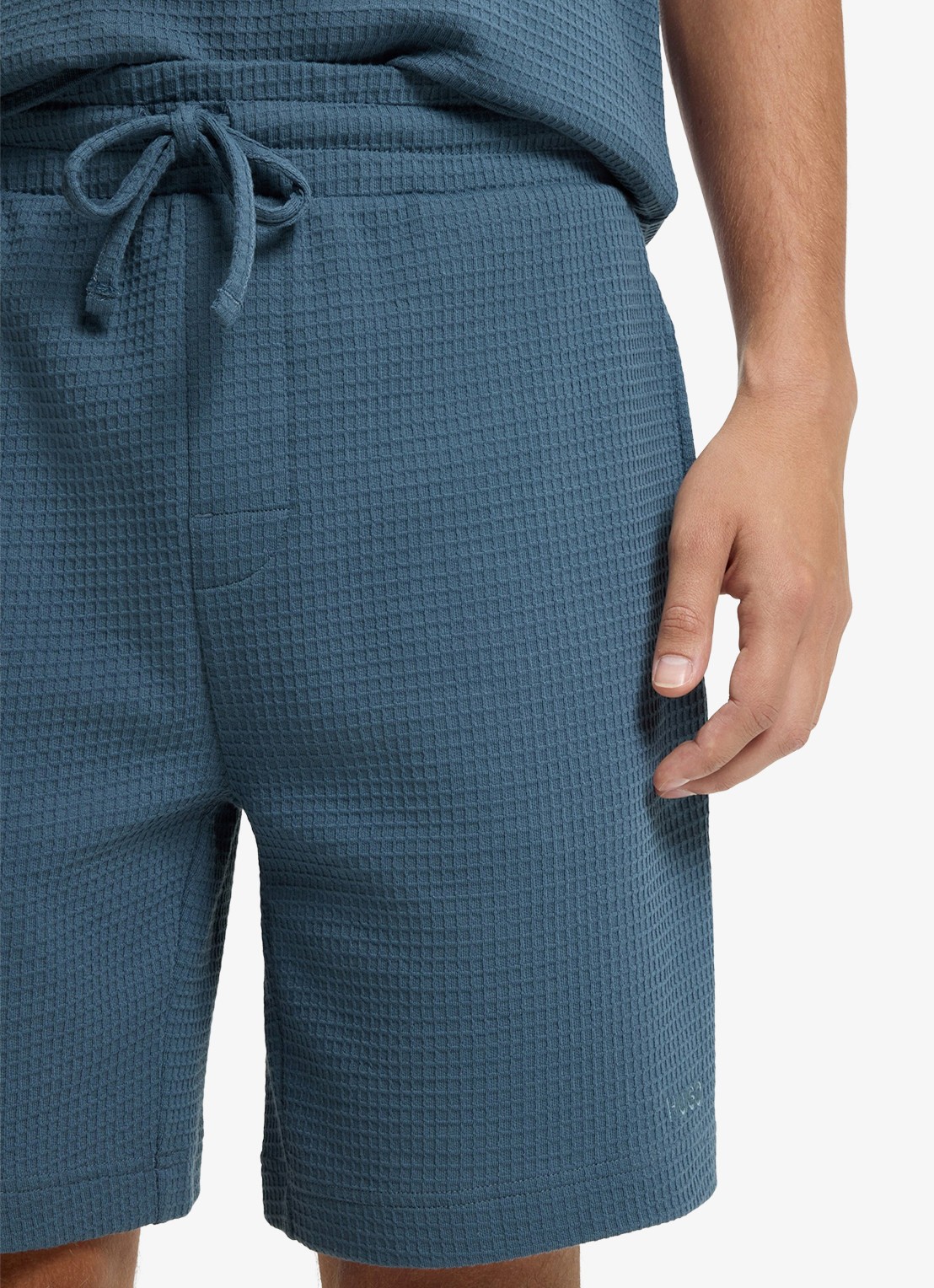 HUGO Pyjamashort met wafelstructuur en logostiksel - detail 7 open blue-496 / blauw