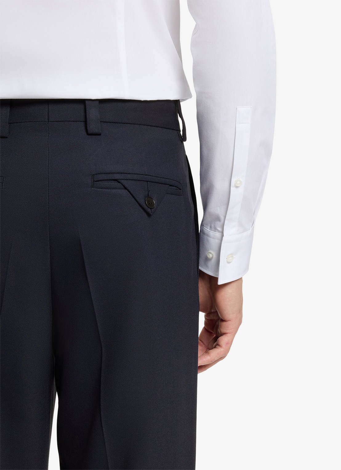 HUGO Regular fit pantalon met steekzakken - detail 6 donkerblauw