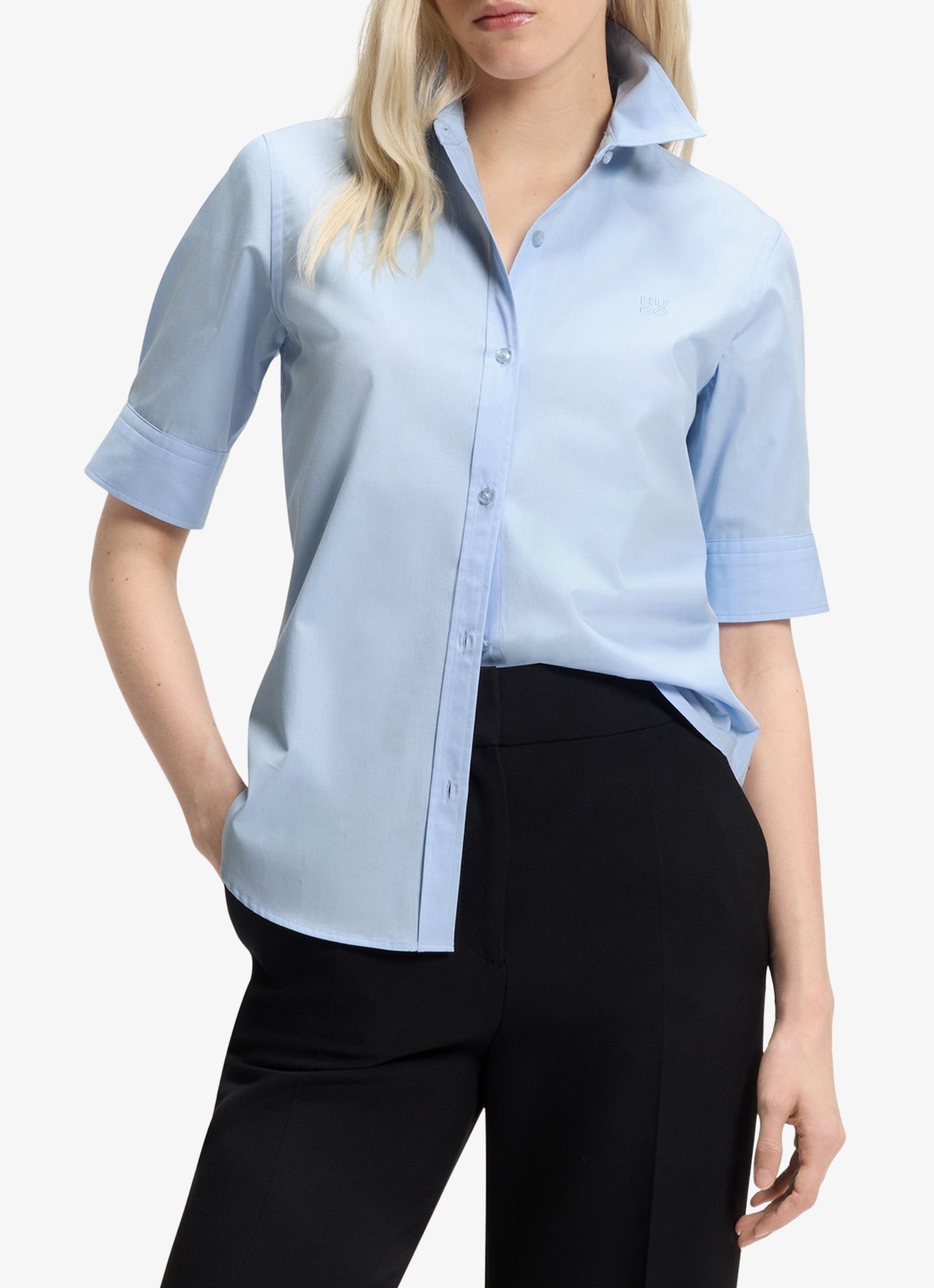 HUGO Sarepla blouse met logoborduring - detail open blue-476 / blauw