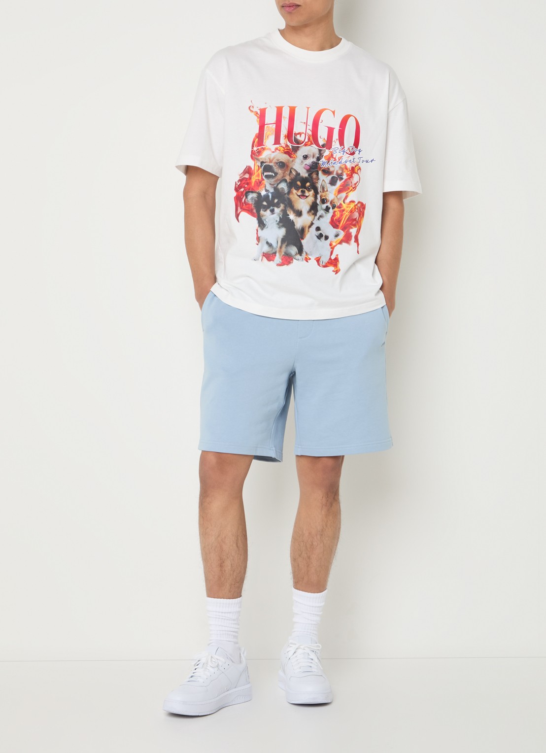 HUGO Short van katoenen sweatstof met logoprint - voorkant 3 open blue-483 / blauw