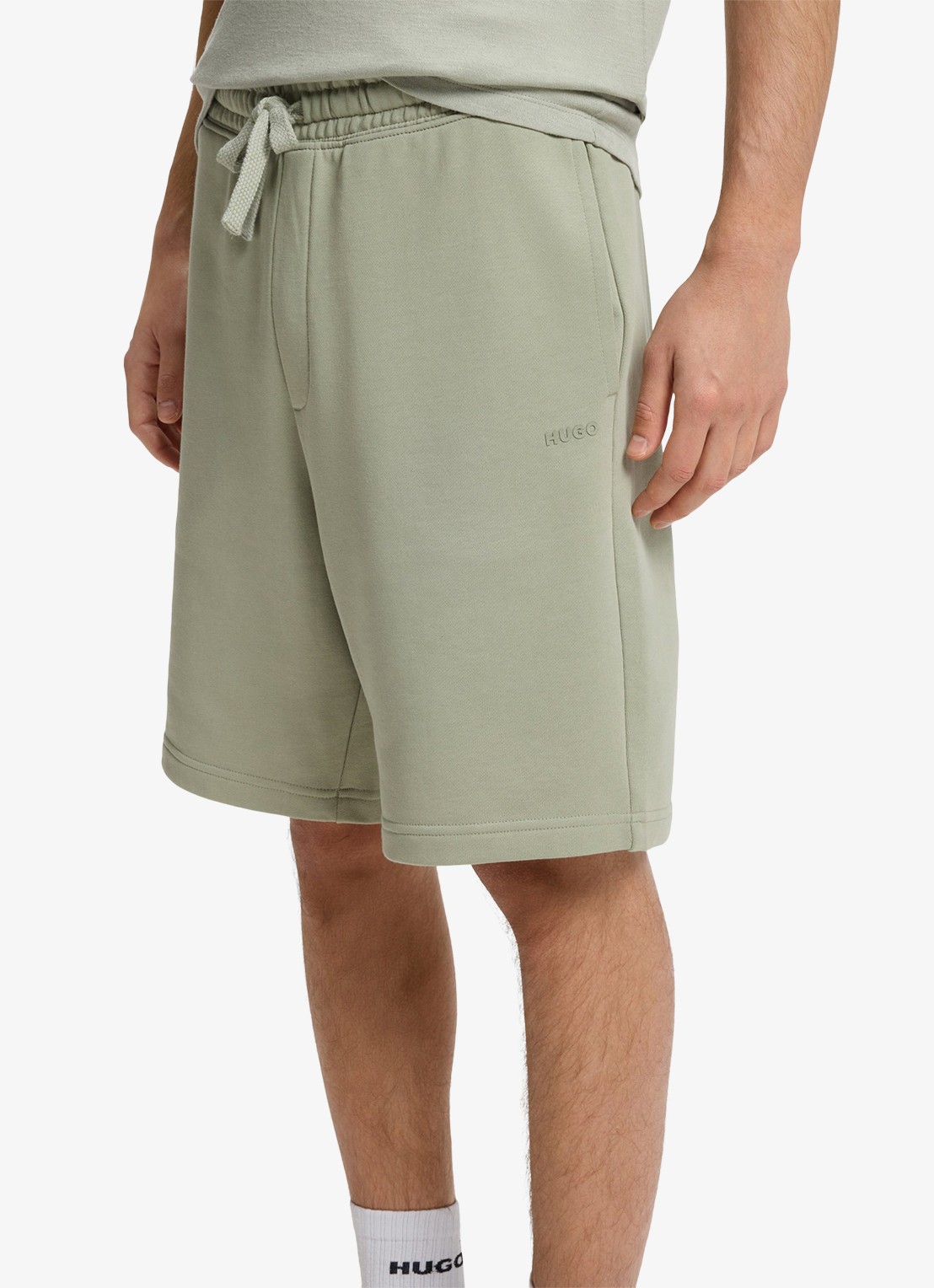 HUGO Short van katoenen sweatstof met logoprint - detail 2 light/pastel green-337 / groen