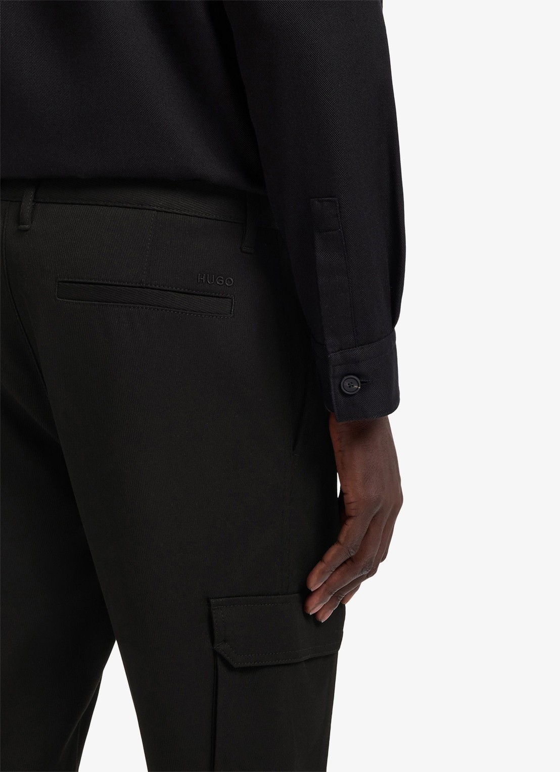 HUGO Slim-fit broek met cargozakken - detail 2 zwart