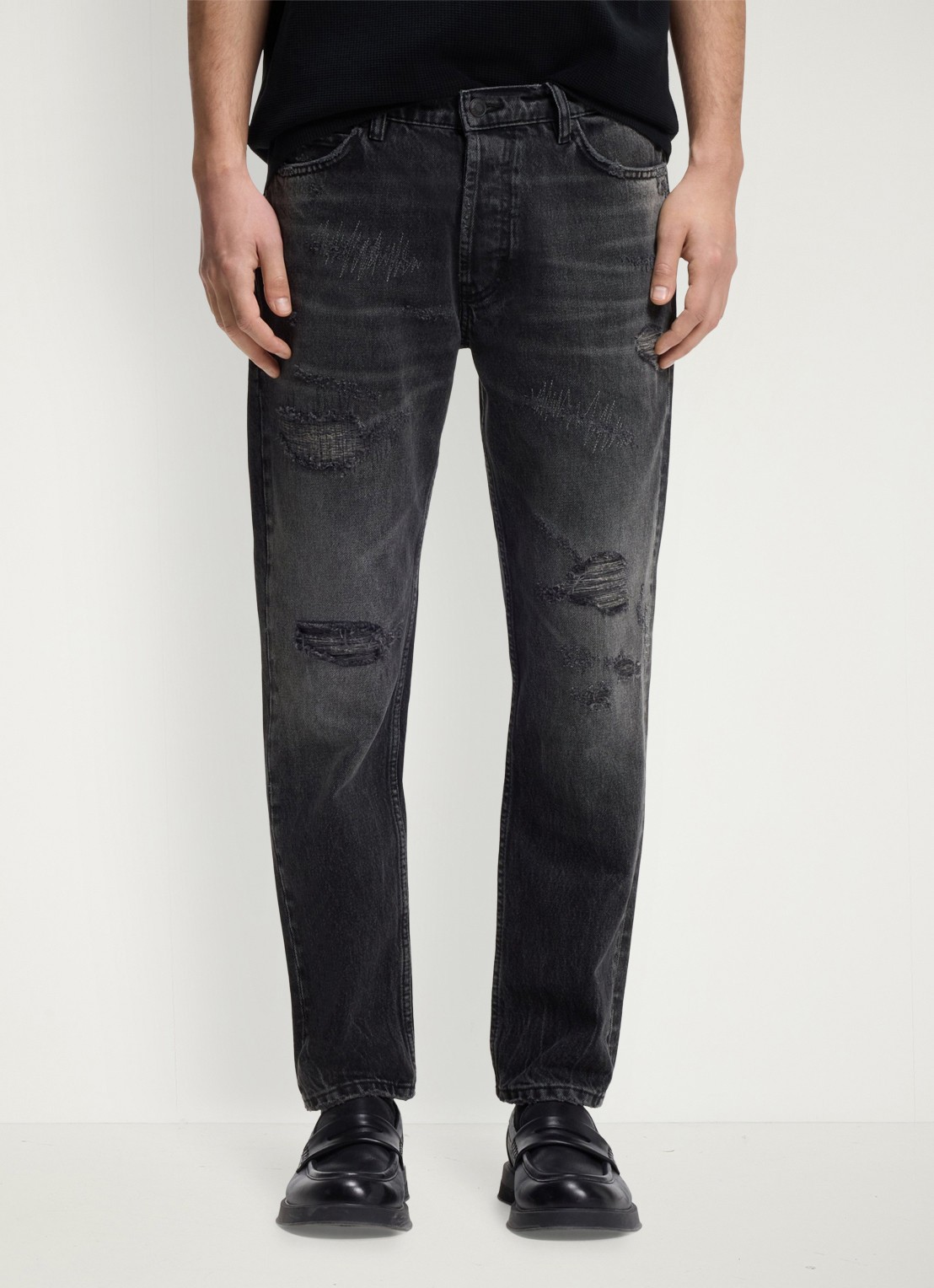 HUGO Slim fit jeans met gekleurde wassing - detail zwart
