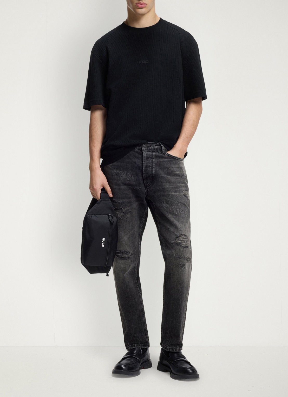 HUGO Slim fit jeans met gekleurde wassing - voorkant 6 zwart