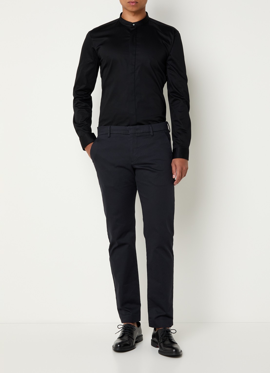 HUGO Slim-fit overhemd van stretchkatoen met opstaande kraag - voorkant 5 zwart