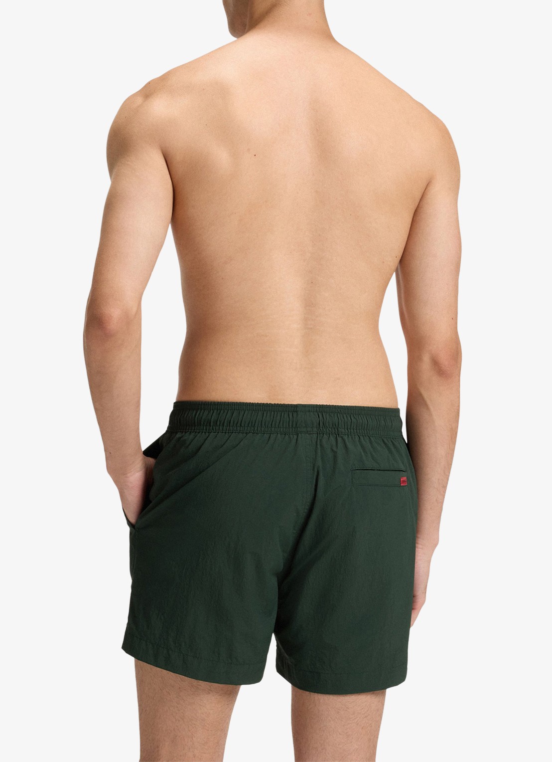 HUGO Sneldrogende zwemshorts met logolabel - achterkant dark green-305 / groen