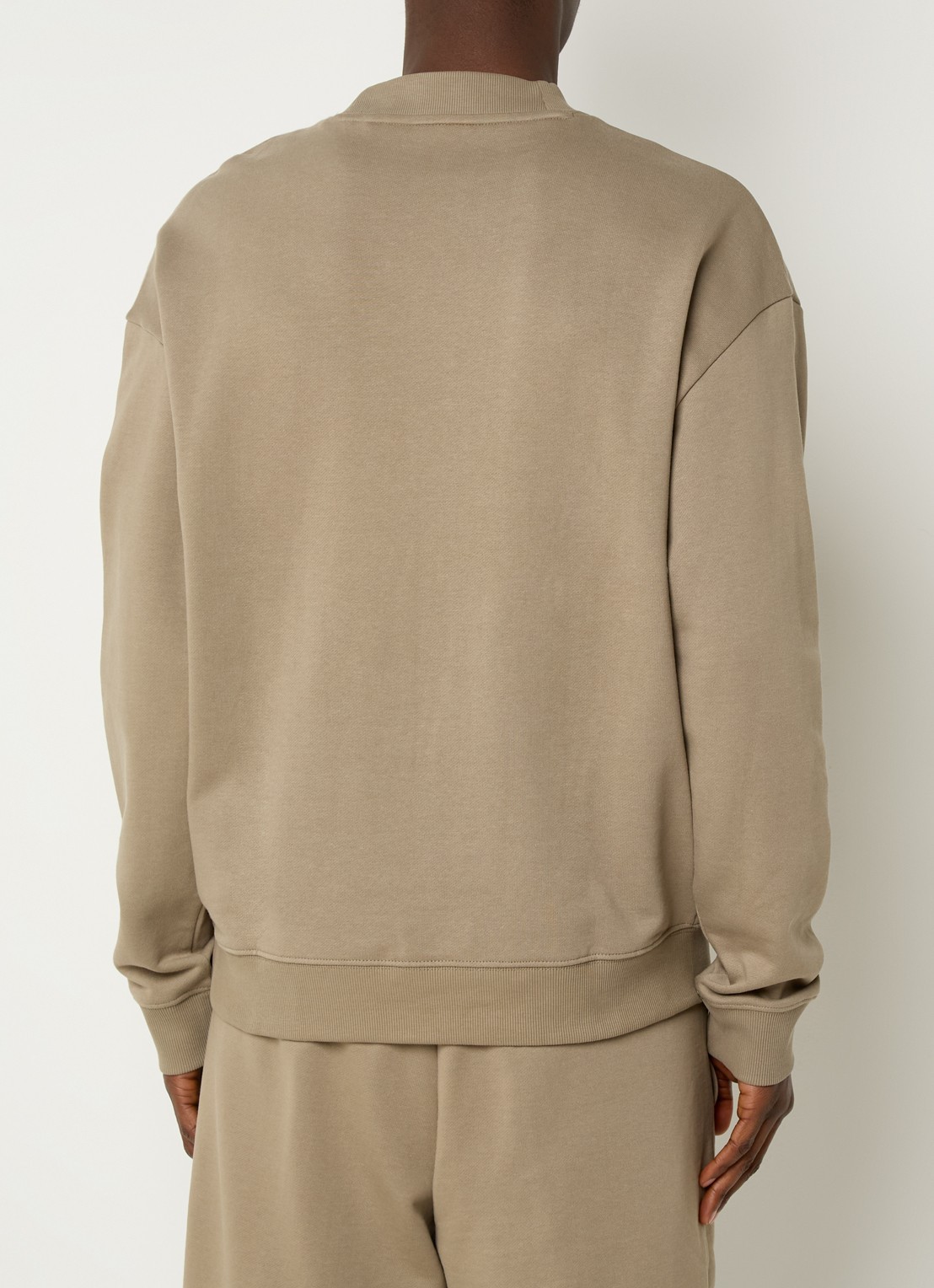HUGO Sweater met logo - achterkant medium brown-219 / bruin