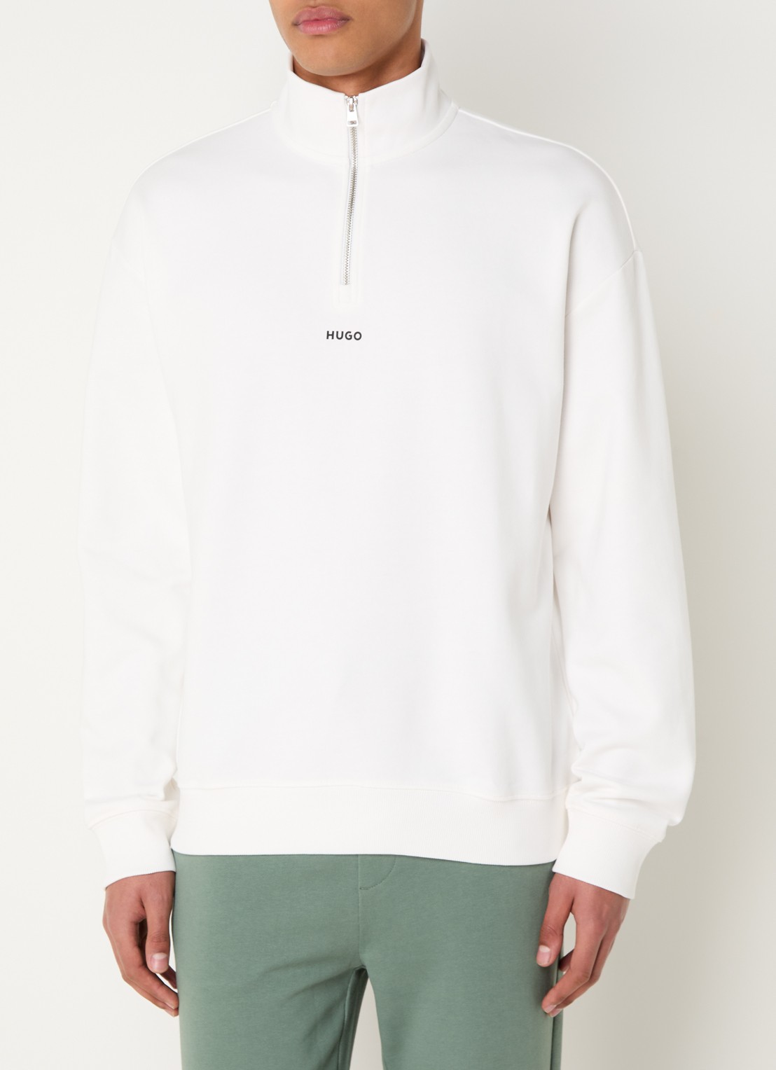 HUGO Sweatshirt van katoenen badstof met logo en ritskraag - detail beige