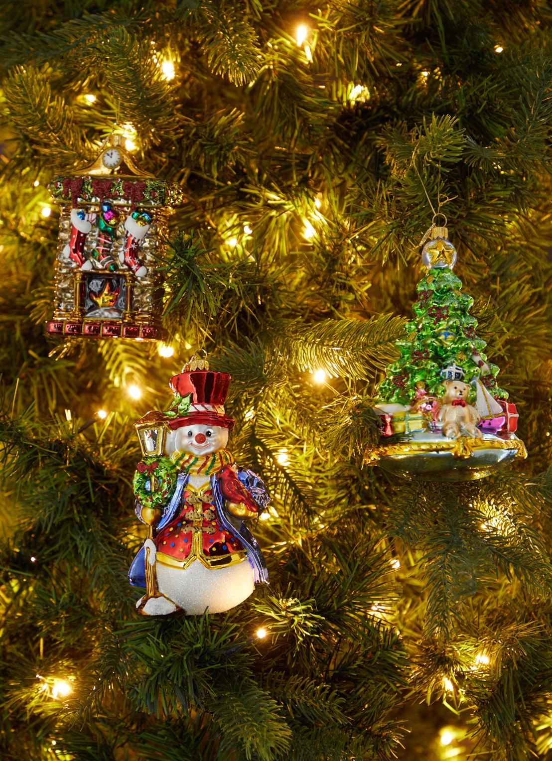 Huras Family Snowman with lantern kersthanger 16,5 cm - voorkant 2 multicolor