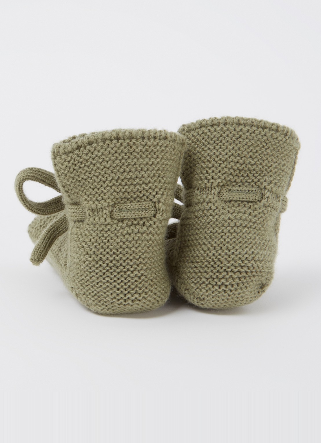 Hvid Booties gebreide babyslofjes van wol - achterkant 3 mosgroen